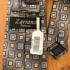 Zarrano Platinum Hand made Silk Grey Mens Tie